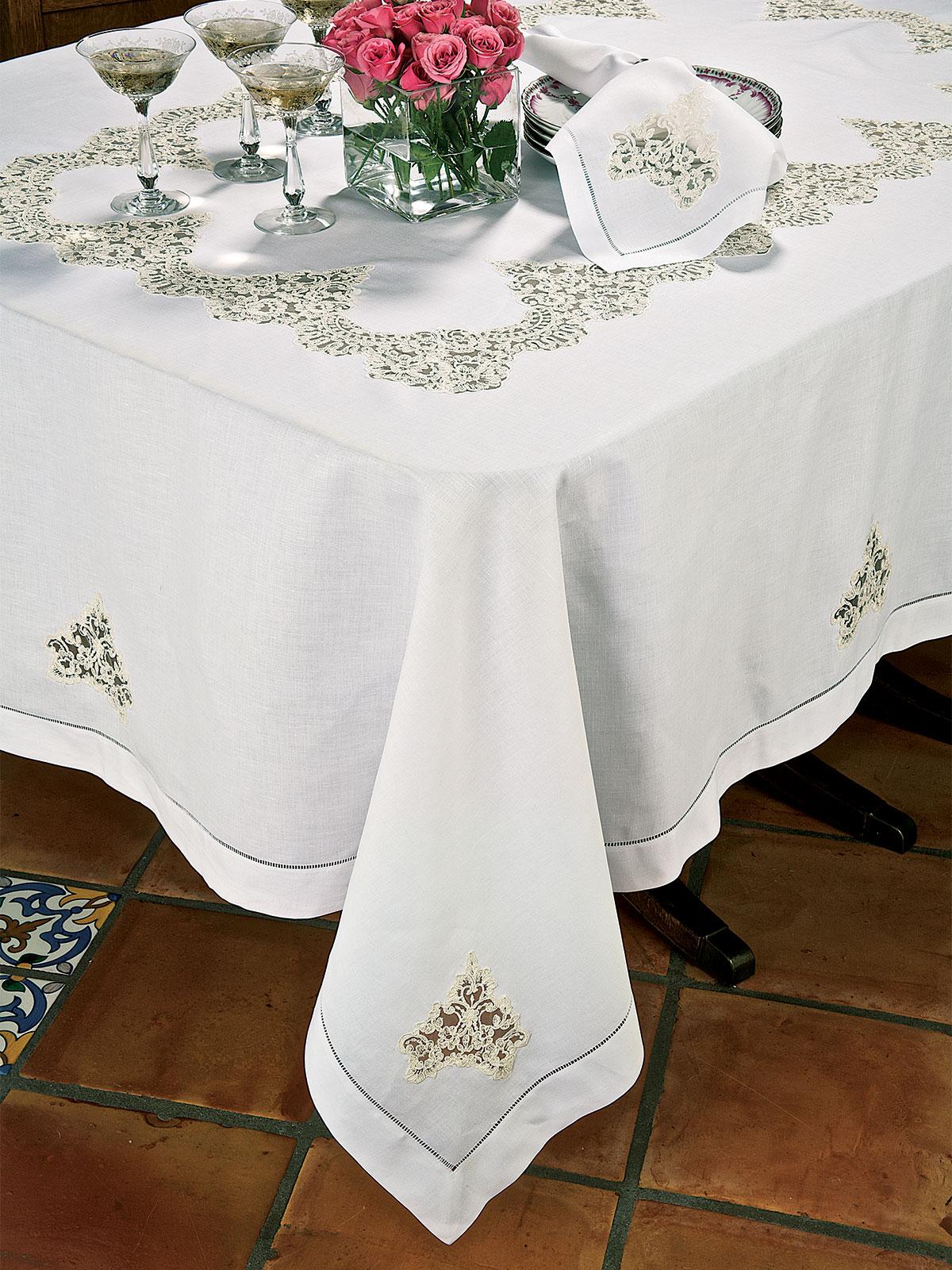 Casabella Tablecloths, White (70 X 90)