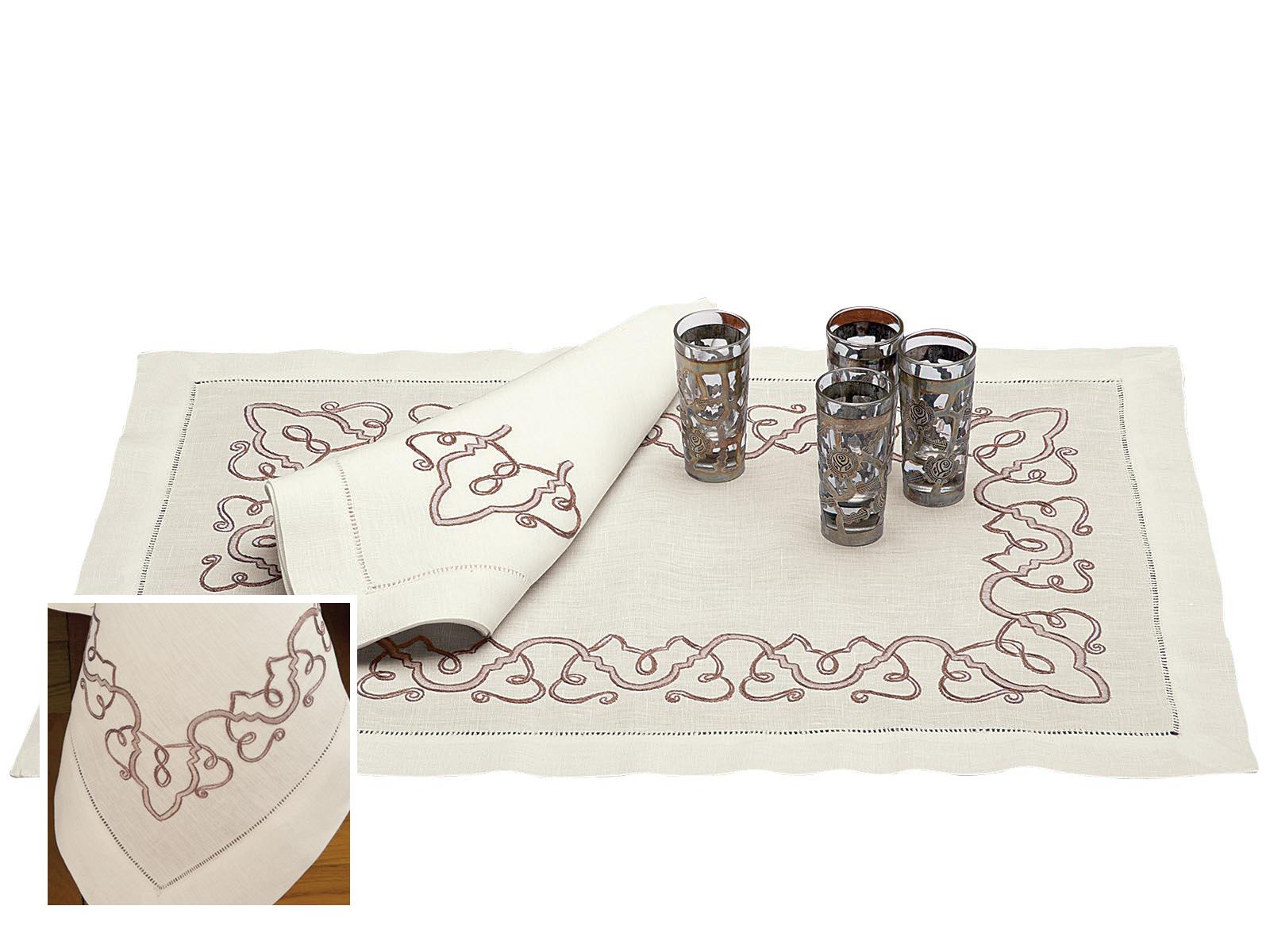 Tuscany Placemat Sets, Mocha (4 Mats, 4 Napkins)