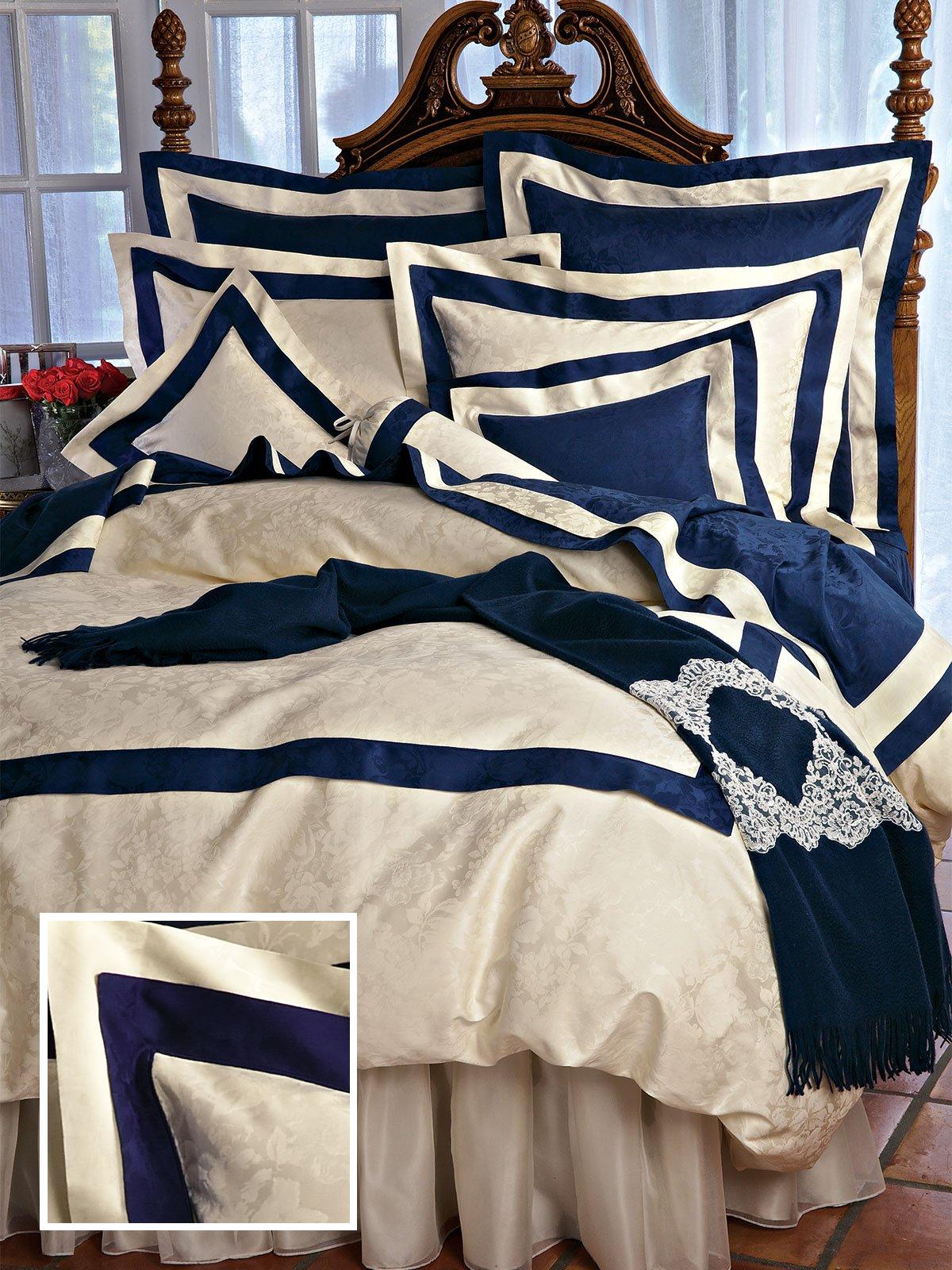 Majesty Duvet Covers Ivory With Navy (Twin,each)