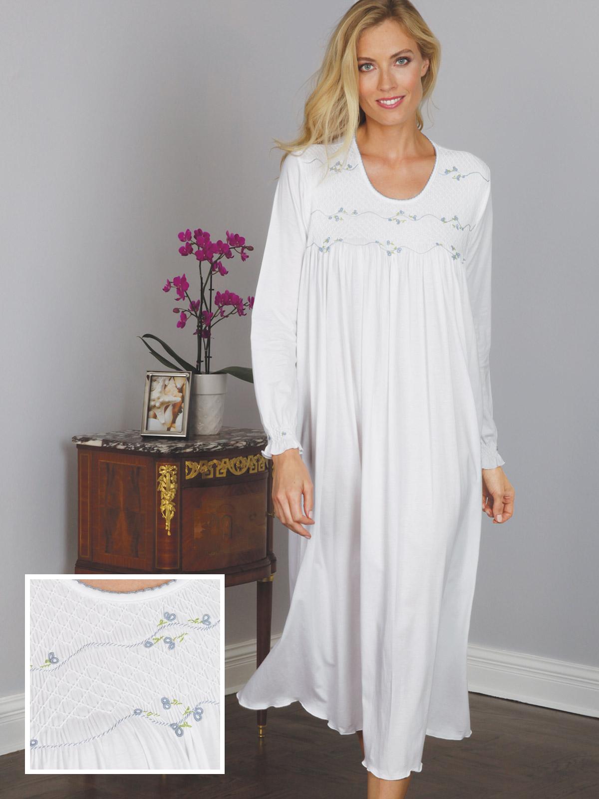 Clair Gown, White (Small)