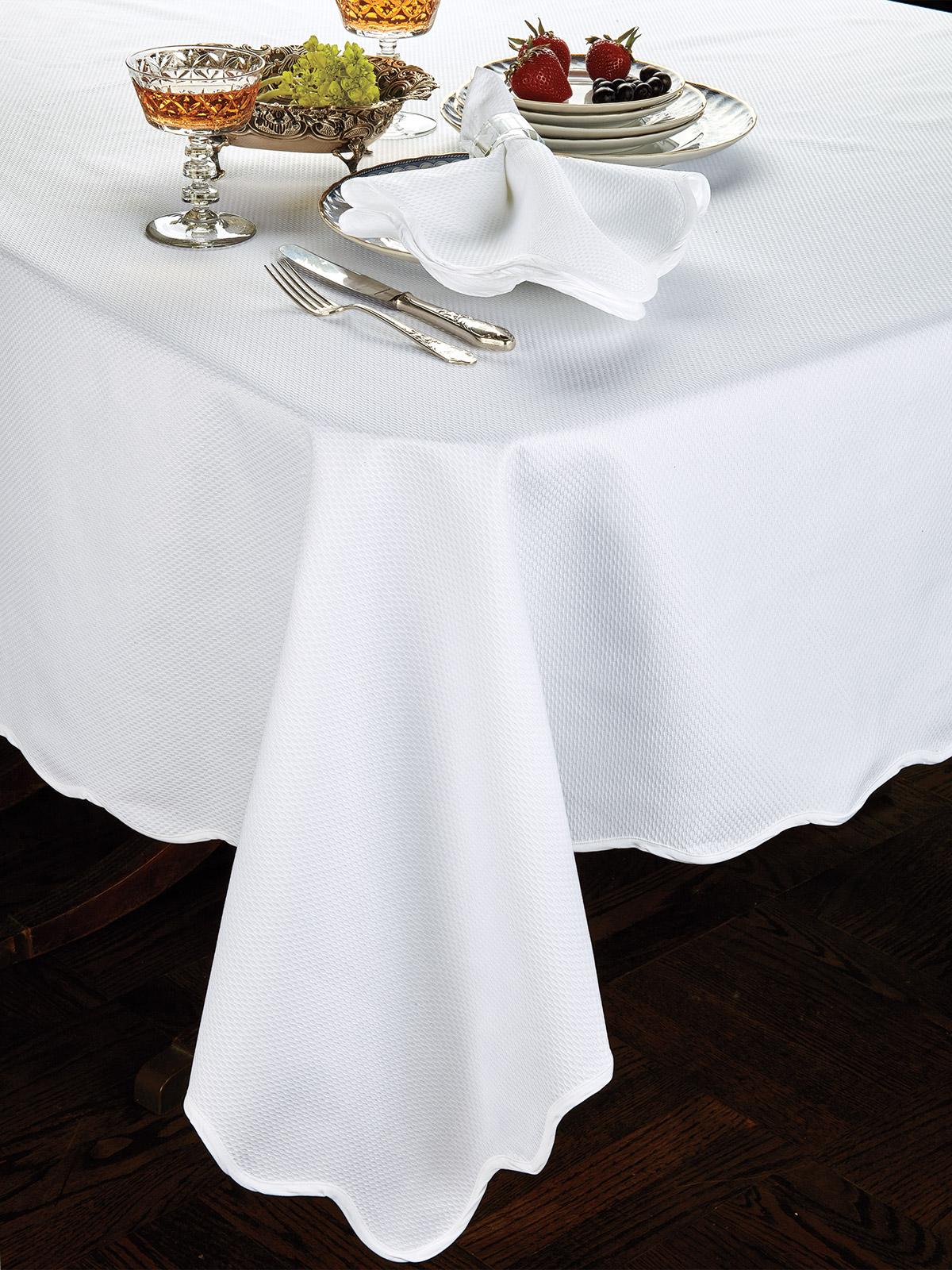 Block Island Table Tablecloths (Round),White (90 Round)