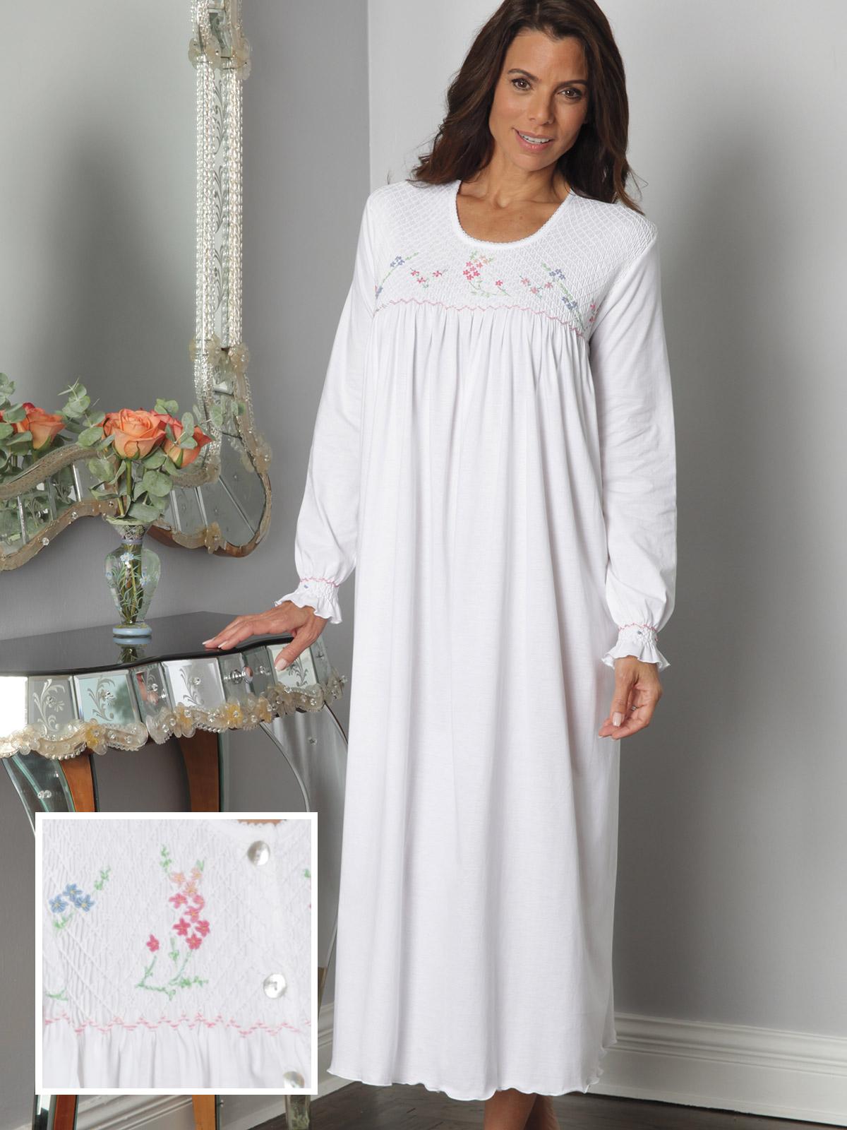 Summer Meadows Pajamas, White (Medium)