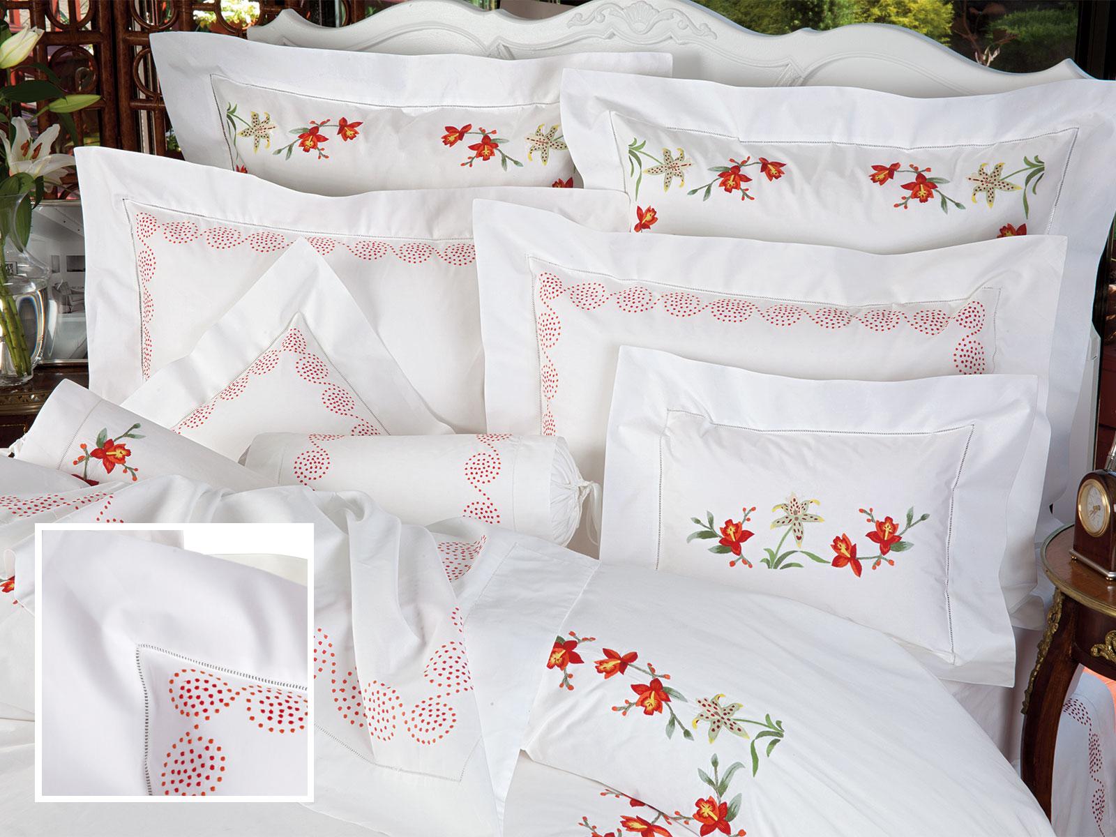 Illusion Bedding Shams,Red (Boudoir )