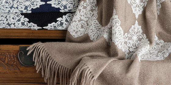 Category Cashmere Throws