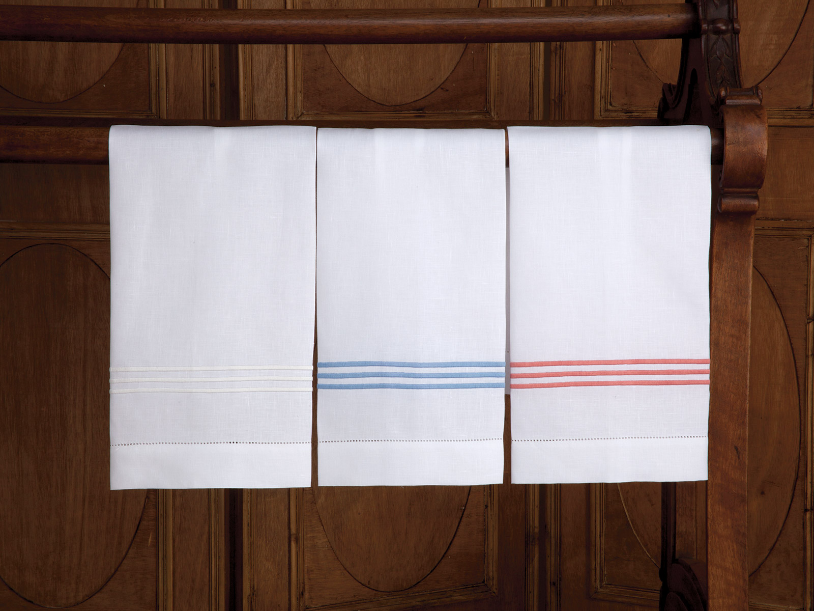 Hampton Court Guest Towels: Beige, Gray, & Navy