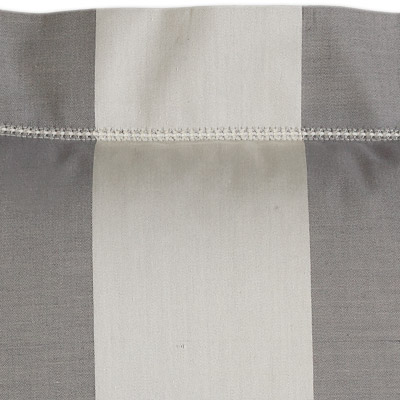 gray-ivory-2586.jpg
