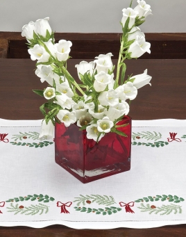 Holly Days Table Linens