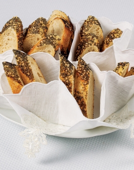 Rouleaux Bread Basket Liner Linen