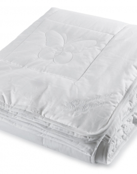 Natural Silk-Filled Comforter