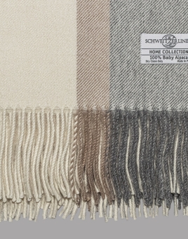 Ofelia Alpaca Throw