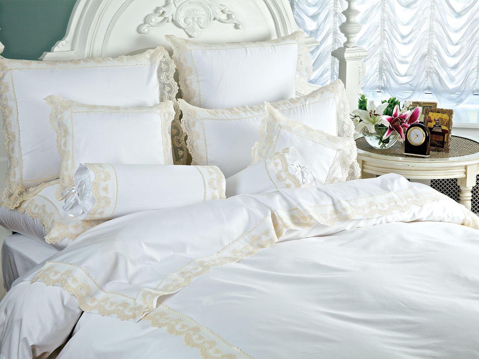 Delicato Fine Bed Linens Luxury Bedding Italian Bed Linens Schweitzer Linen